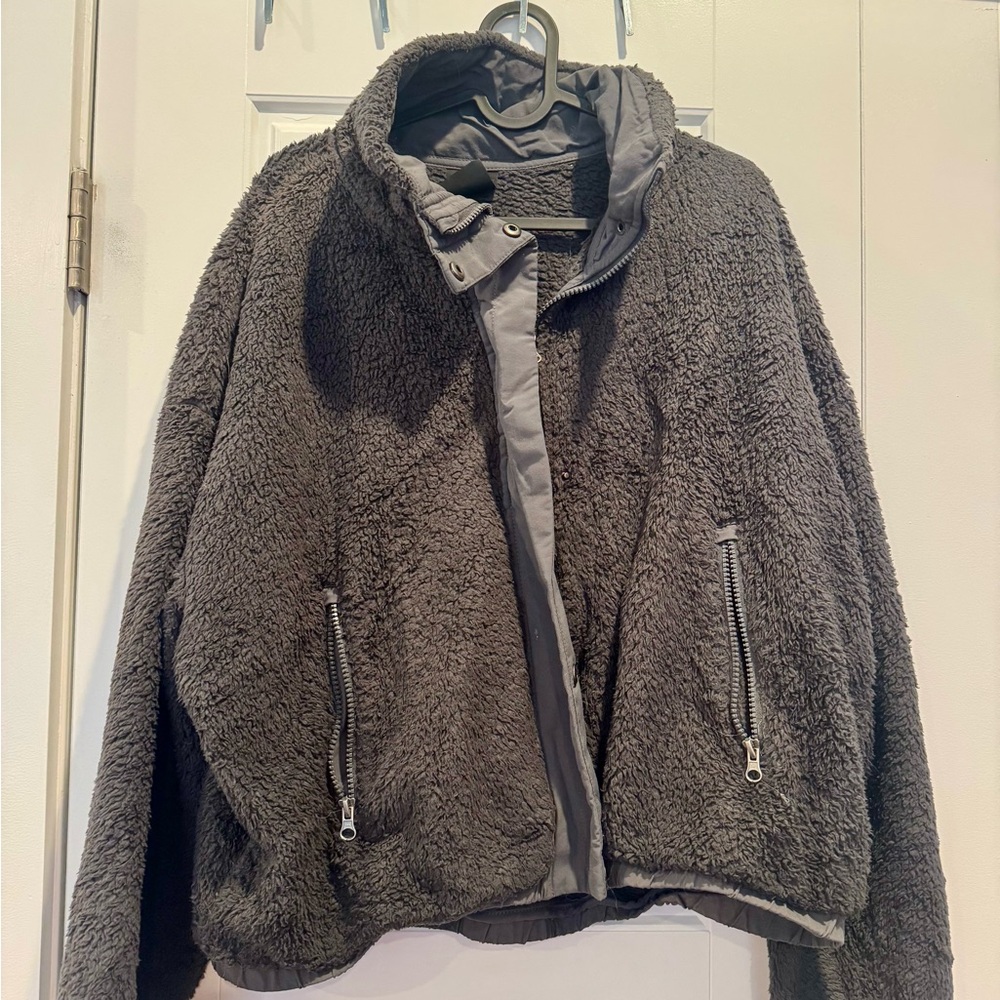 Vuori Charcoal Fleece Jacket